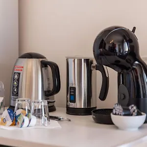 https://capruzzi-guest-house.barihotels.org